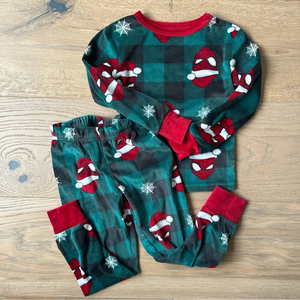 Marvel Kids Spiderman Santa Pajamas - Green and Red 4T